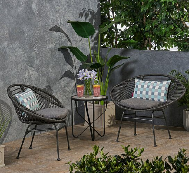 angle and blend front porch decorating ideas