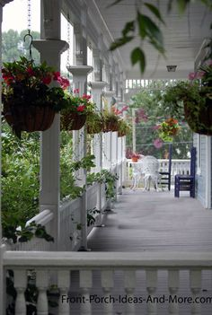 columns with fencing front porch decorating ideas