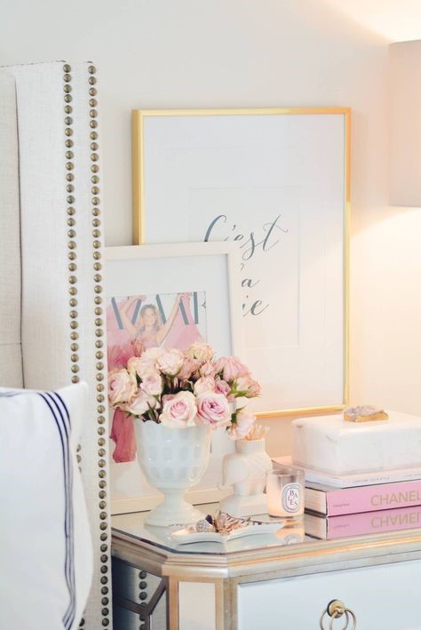 floral in bedroom