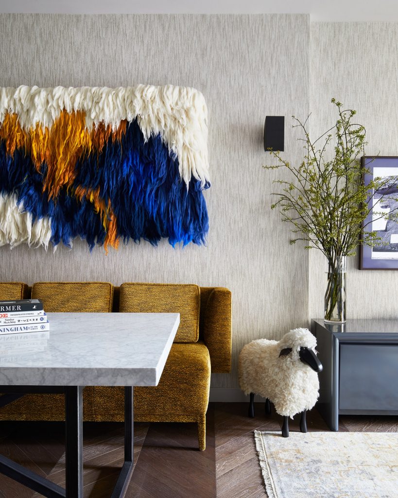 Inside Jesse Tyler Ferguson and Justin Mikita_s Sophisticated New York Pied-a-Terre