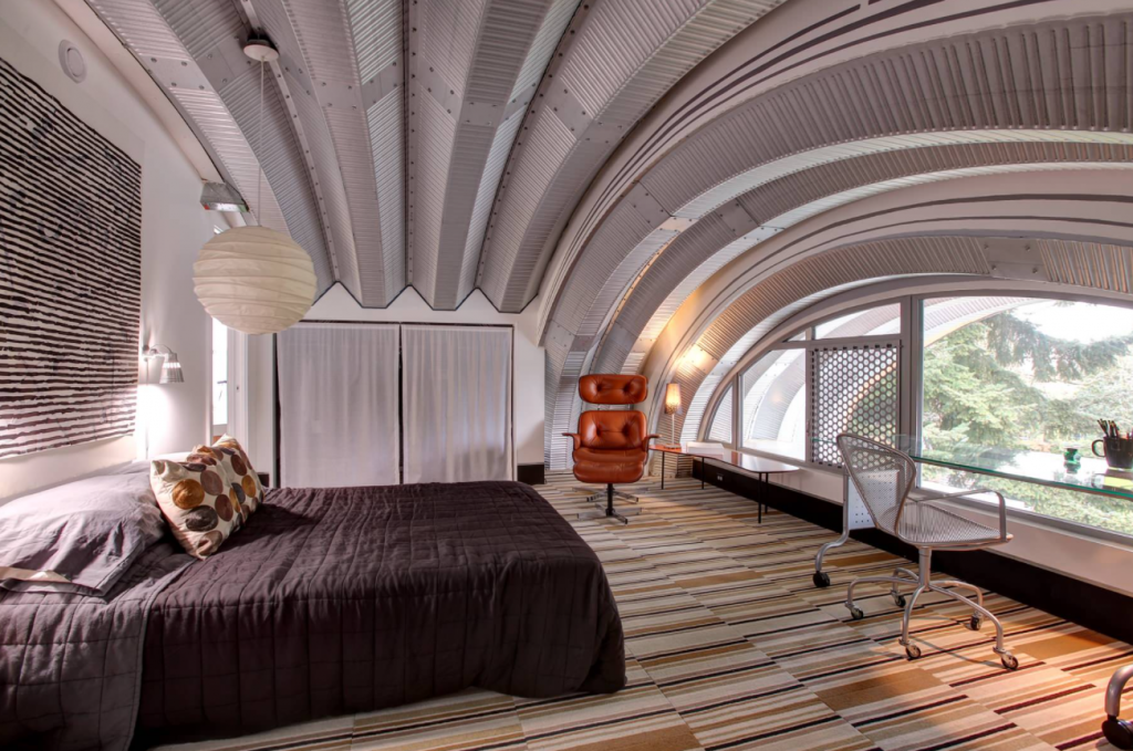 curved line in interior design