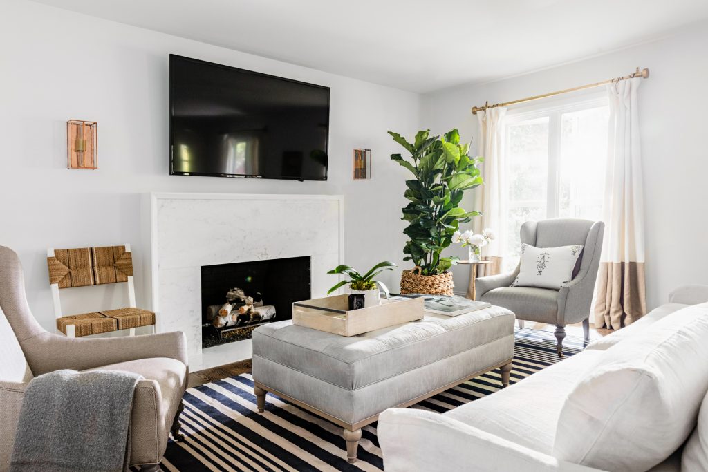 use line to maximize the small spaces
