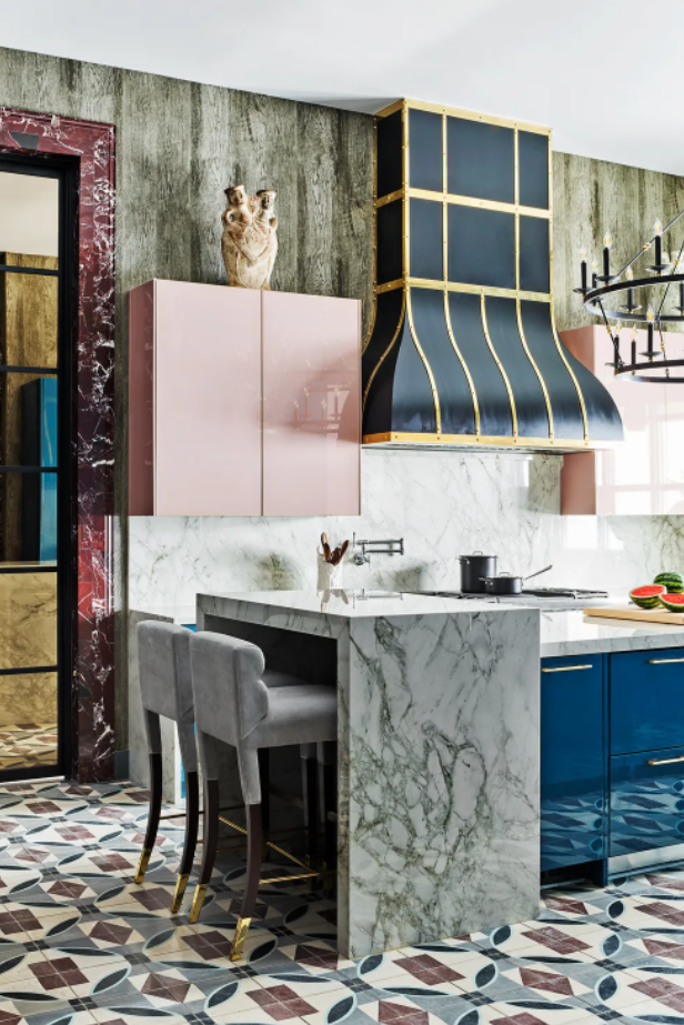 matching kitchen island - kitchen backsplash