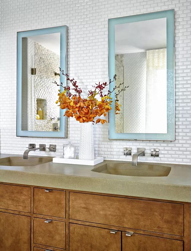 bathroom backsplash ideas - small subway tiles