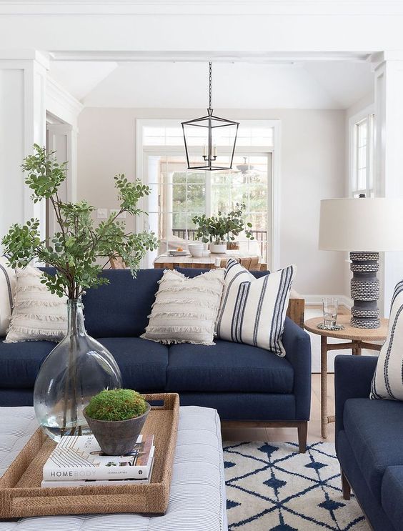 interior design tips and secrets - minimal spaces and gloss