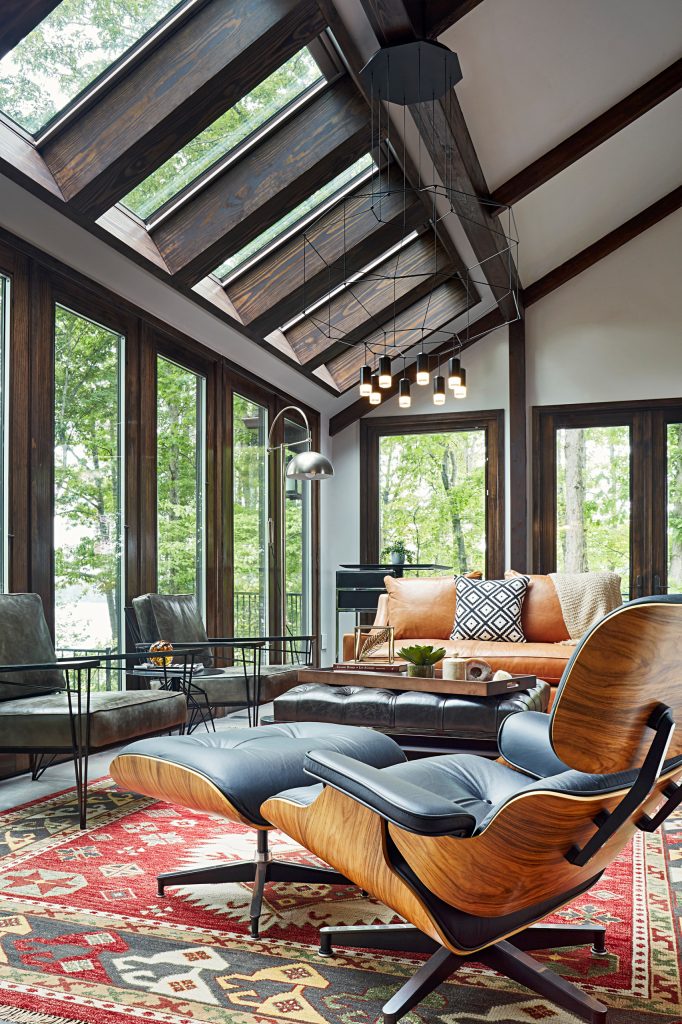 sunroom with modern decor