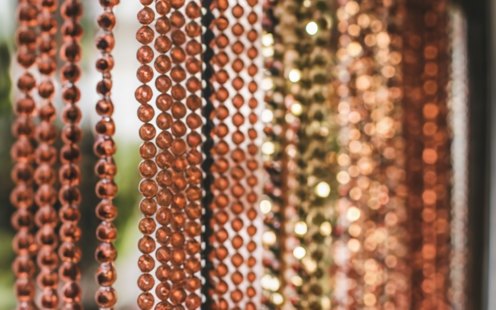 Bead-curtains-as-room-divider