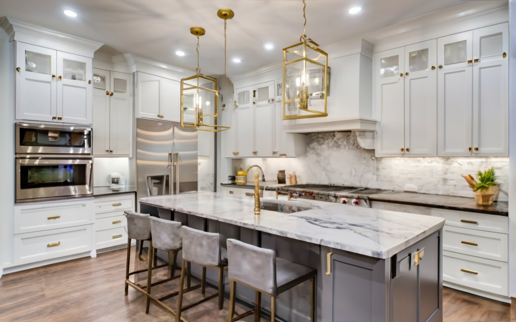 metallic hardware in kitchen design